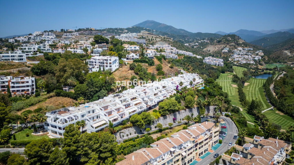 Ground Floor Apartment La Quinta Málaga - image 12