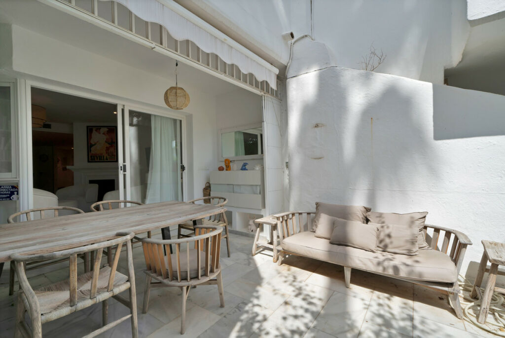 Townhouse The Golden Mile Málaga - image 12