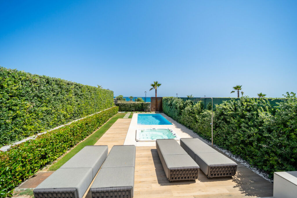 Townhouse Estepona Málaga - image 12