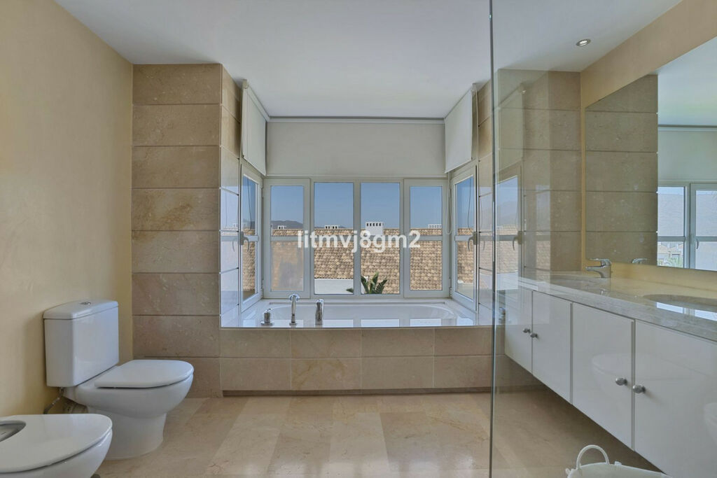 Townhouse La Cala Golf Málaga - image 12