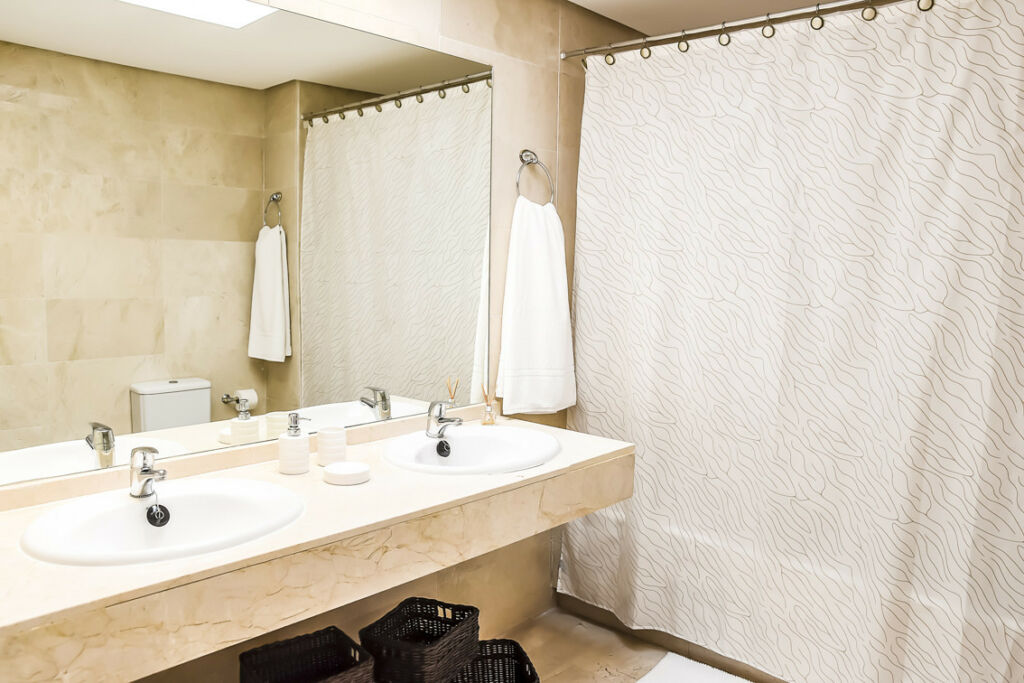Penthouse Guadalmina Baja Málaga - image 12