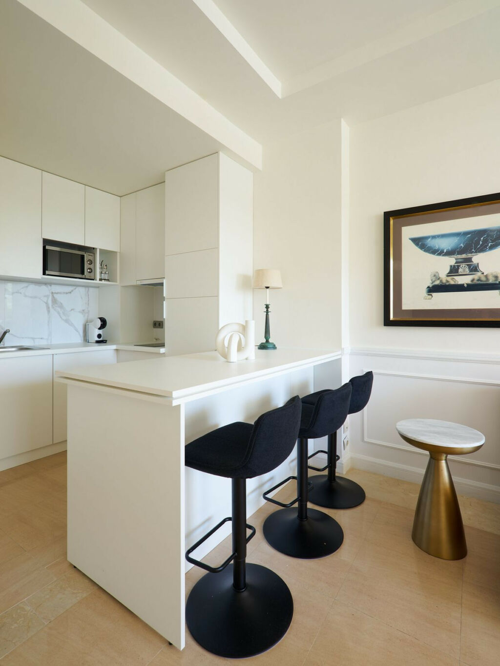 Middle Floor Apartment The Golden Mile Málaga - image 12