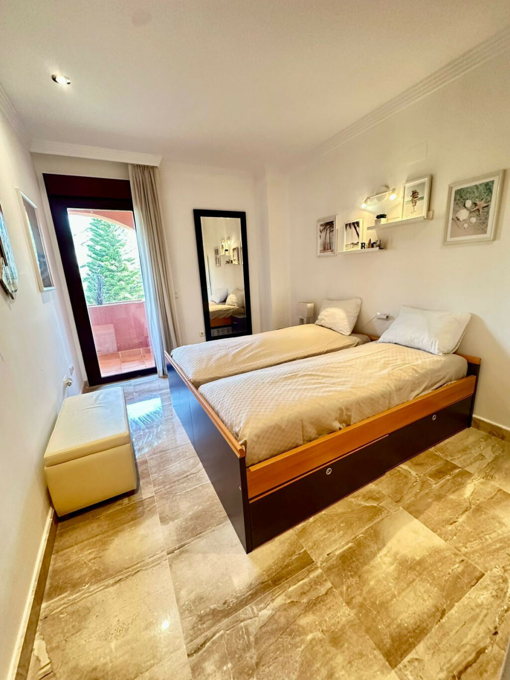 Middle Floor Apartment Estepona Málaga - image 12