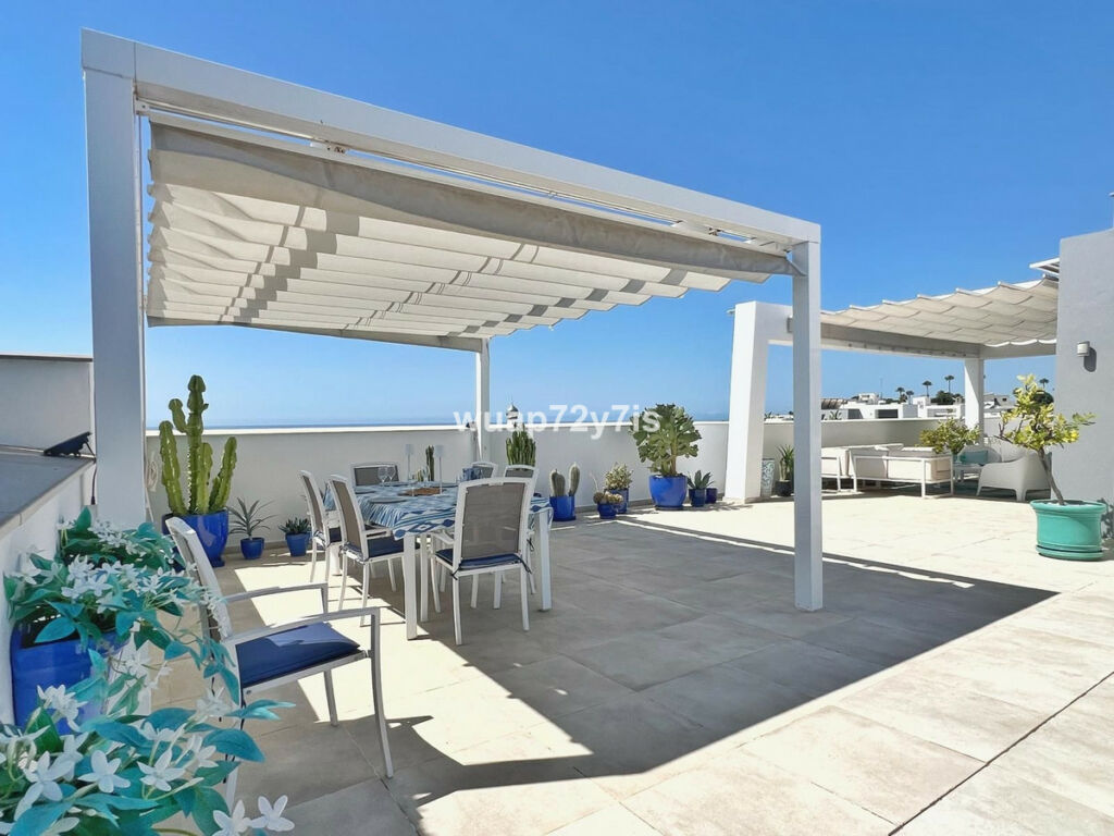 Penthouse Estepona Málaga - image 12