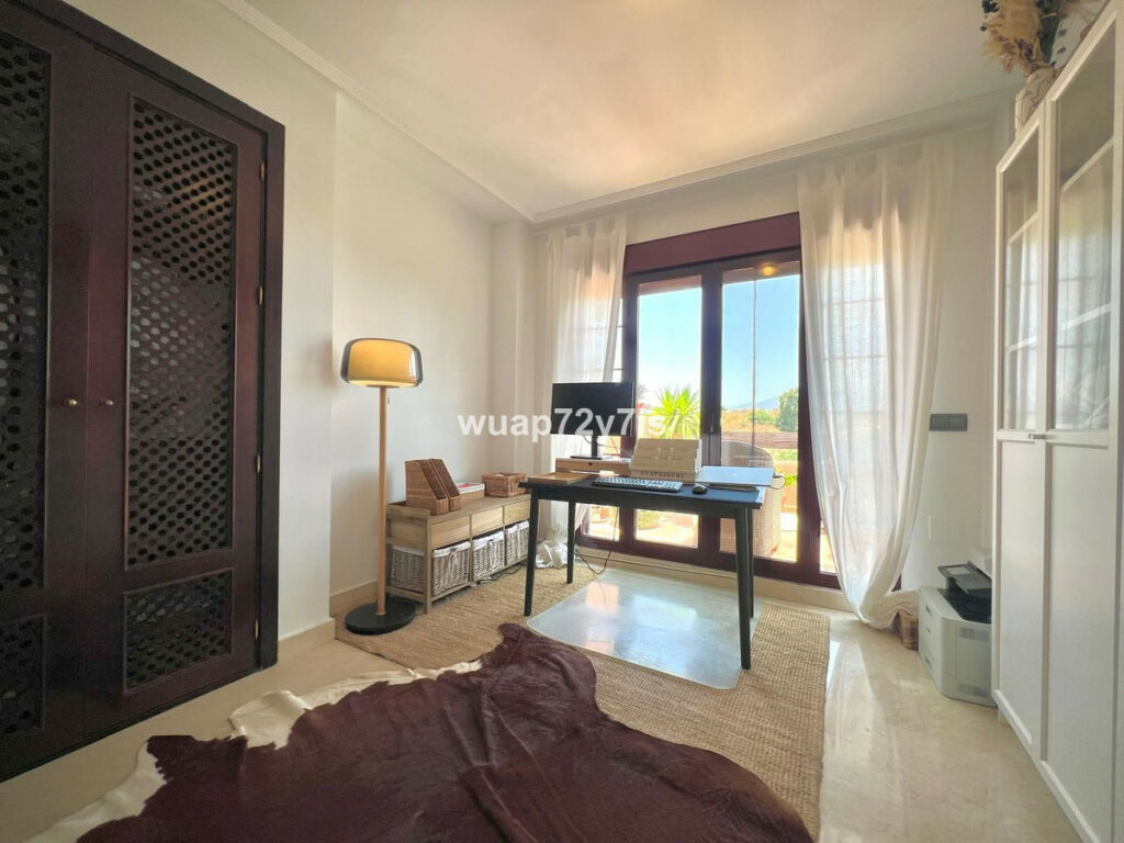 Penthouse La Mairena Málaga - image 12