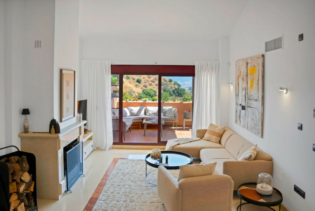 Penthouse Duplex Ojén Málaga - image 13