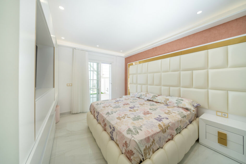 Semi-Detached House Ojén Málaga - image 12