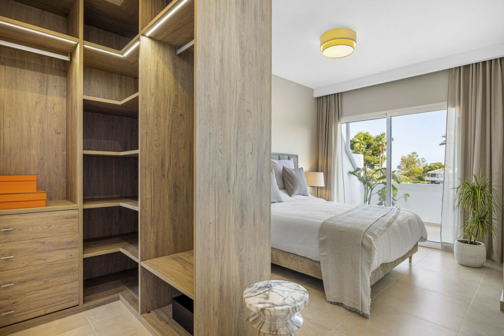 Penthouse Nueva Andalucía Málaga - image 13
