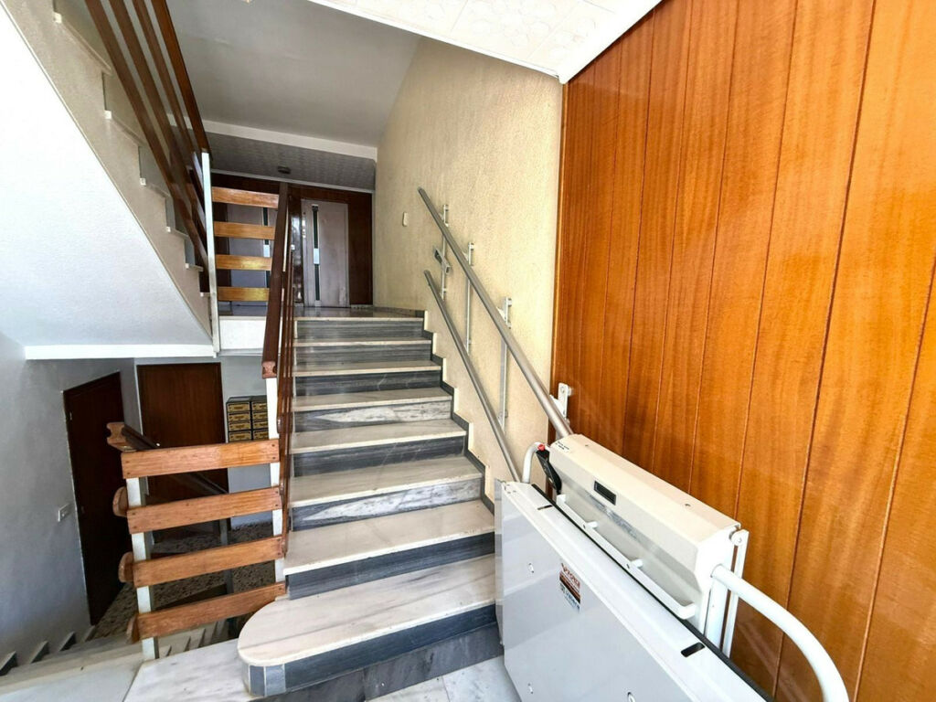 Middle Floor Apartment Punta Prima Alicante - image 12