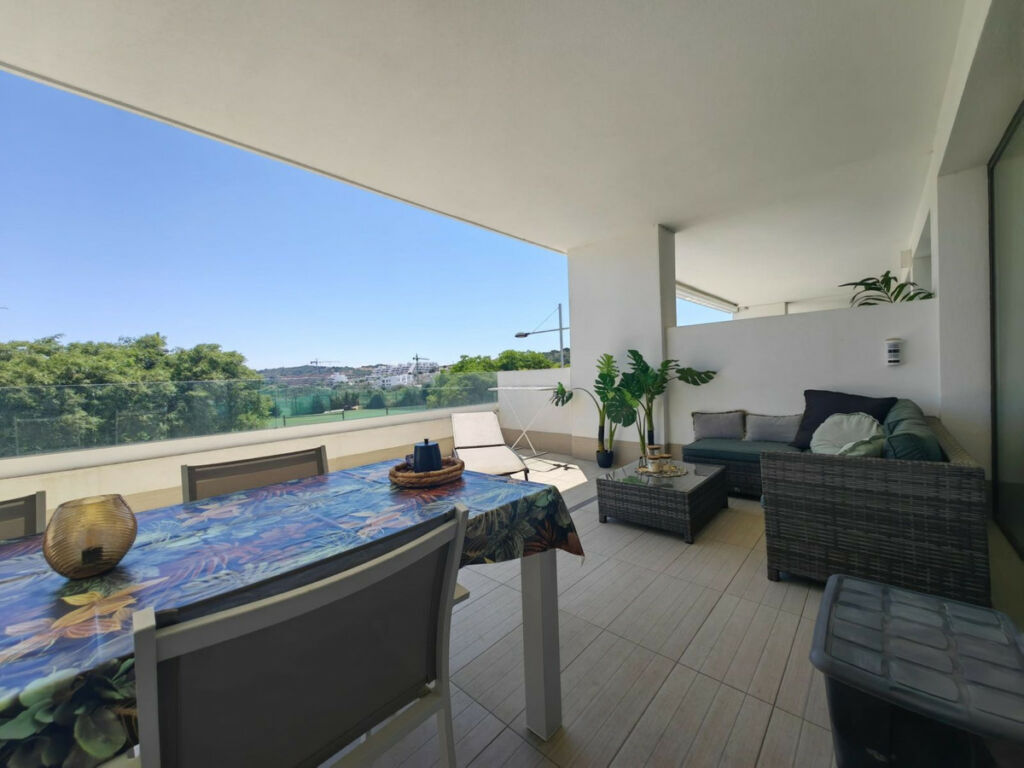 Middle Floor Apartment Estepona Málaga - image 12