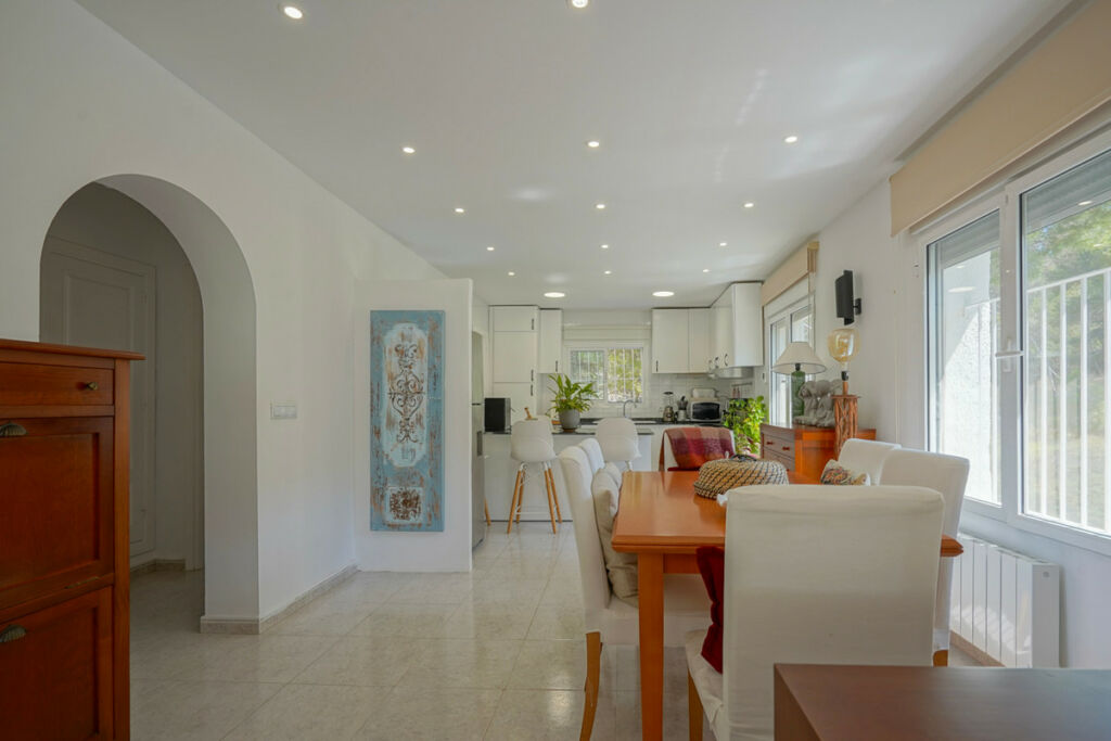 Detached Villa Benissa Alicante - image 12