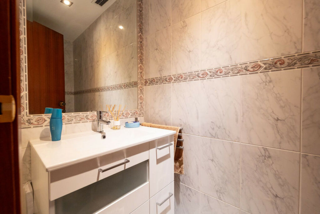 Middle Floor Apartment Torreblanca Málaga - image 12
