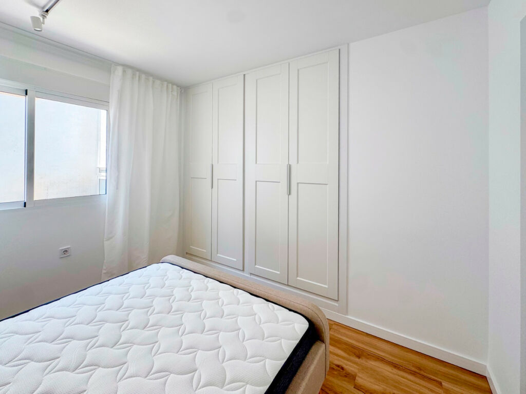 Middle Floor Apartment Los Altos Alicante - image 12