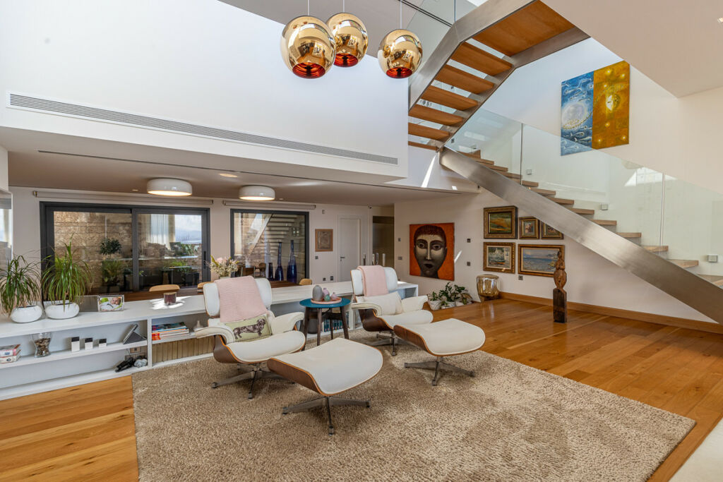Detached Villa Málaga Este Málaga - image 12