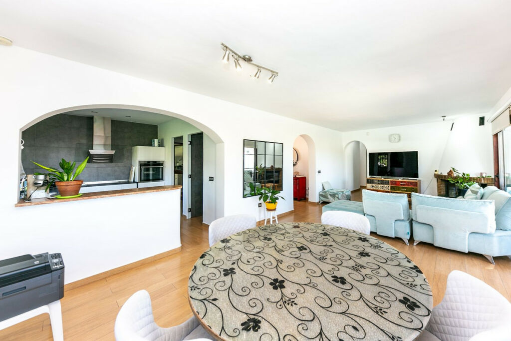 Detached Villa La Capellania Málaga - image 12