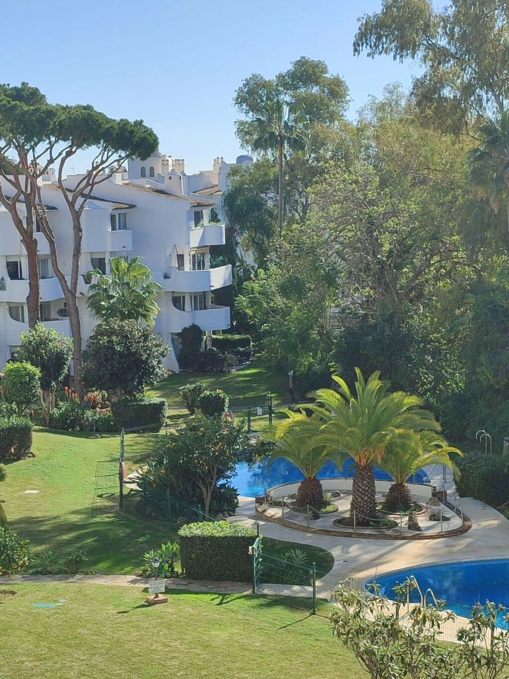 Duplex Calahonda Málaga - image 12