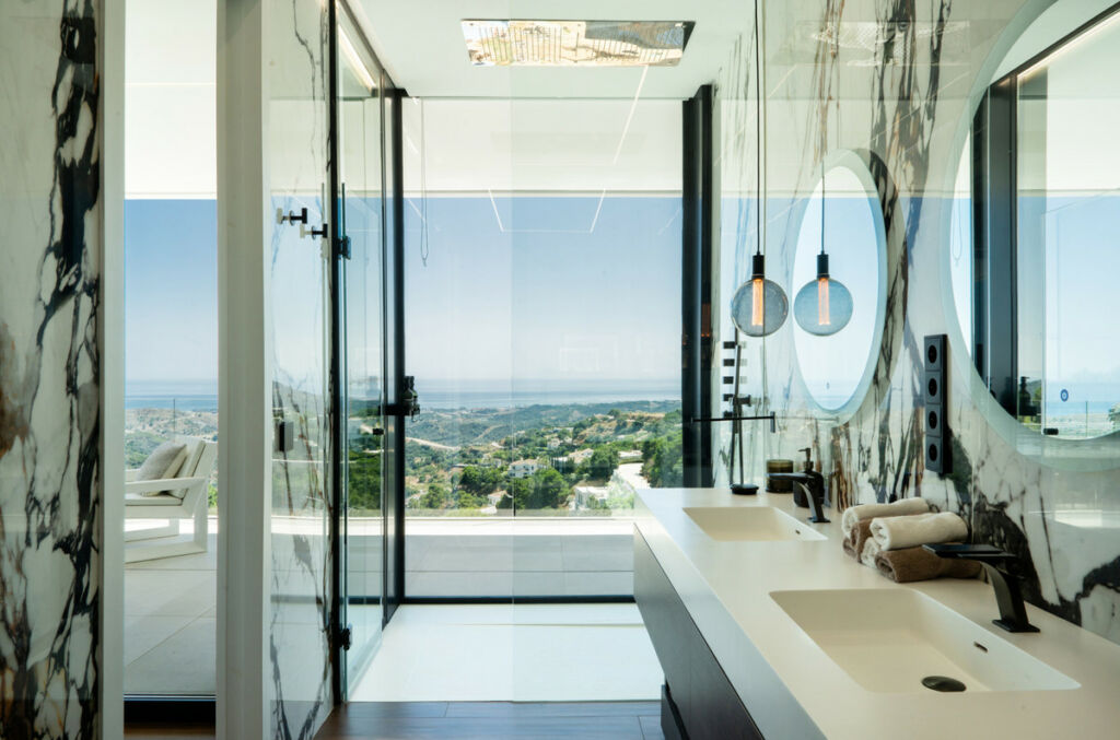 Detached Villa Benahavís Málaga - image 12