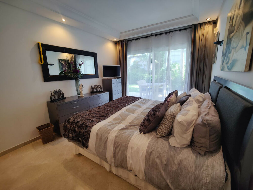 Ground Floor Apartment Puerto Banús Málaga - image 13