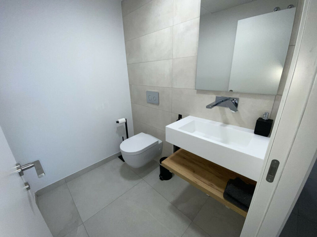 Middle Floor Apartment Benahavís Málaga - image 13