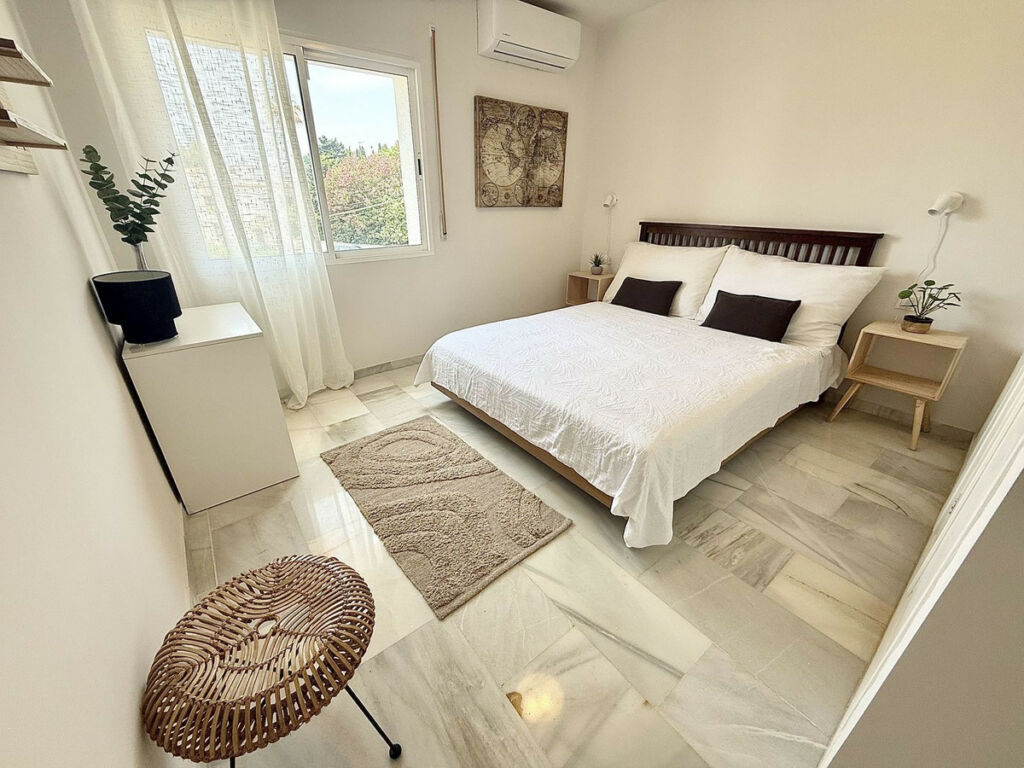 Middle Floor Apartment San Pedro de Alcántara Málaga - image 13