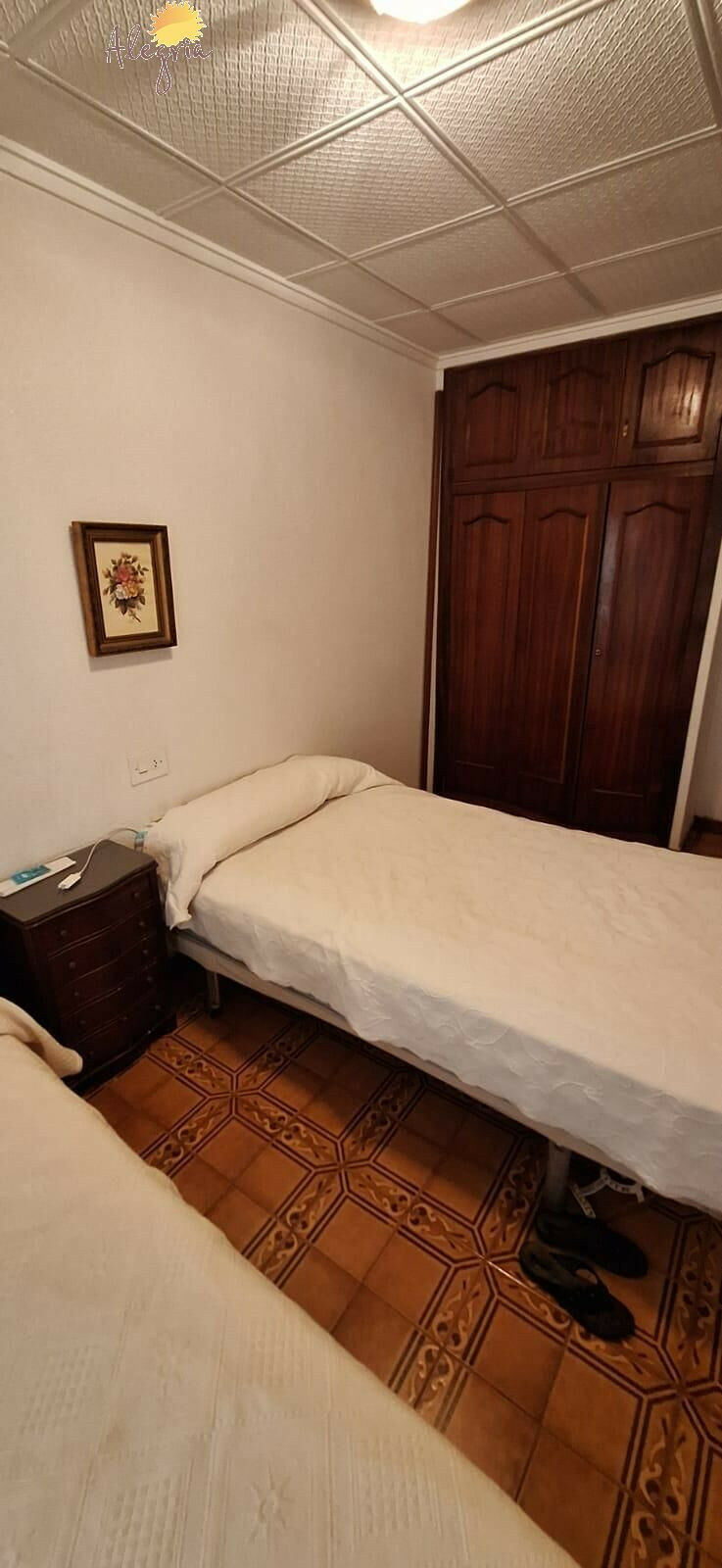 Middle Floor Apartment Torrevieja Alicante - image 13