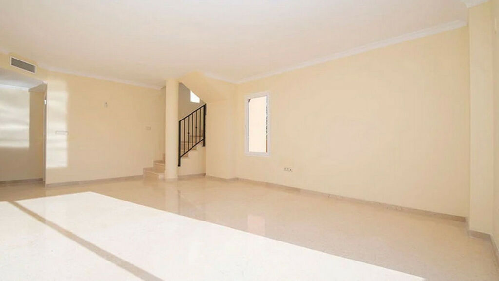 Duplex Elviria Málaga - image 13