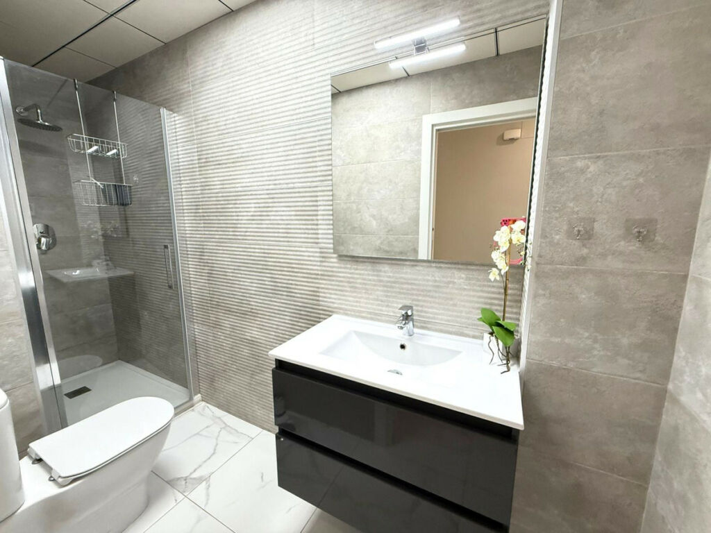 Middle Floor Apartment La Mata Alicante - image 13