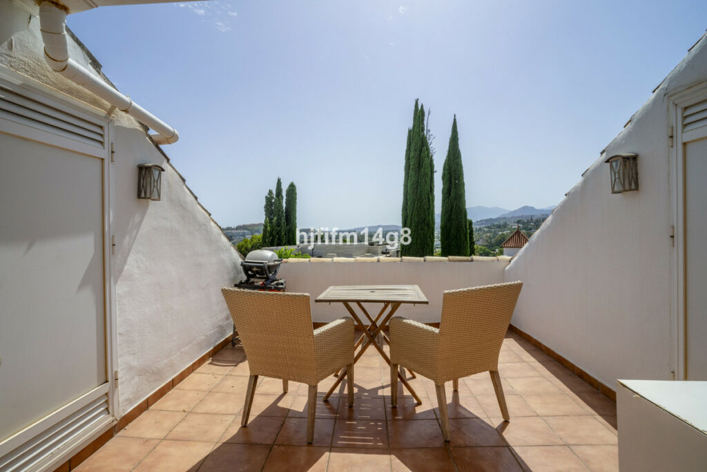 Townhouse Nueva Andalucía Málaga - image 13