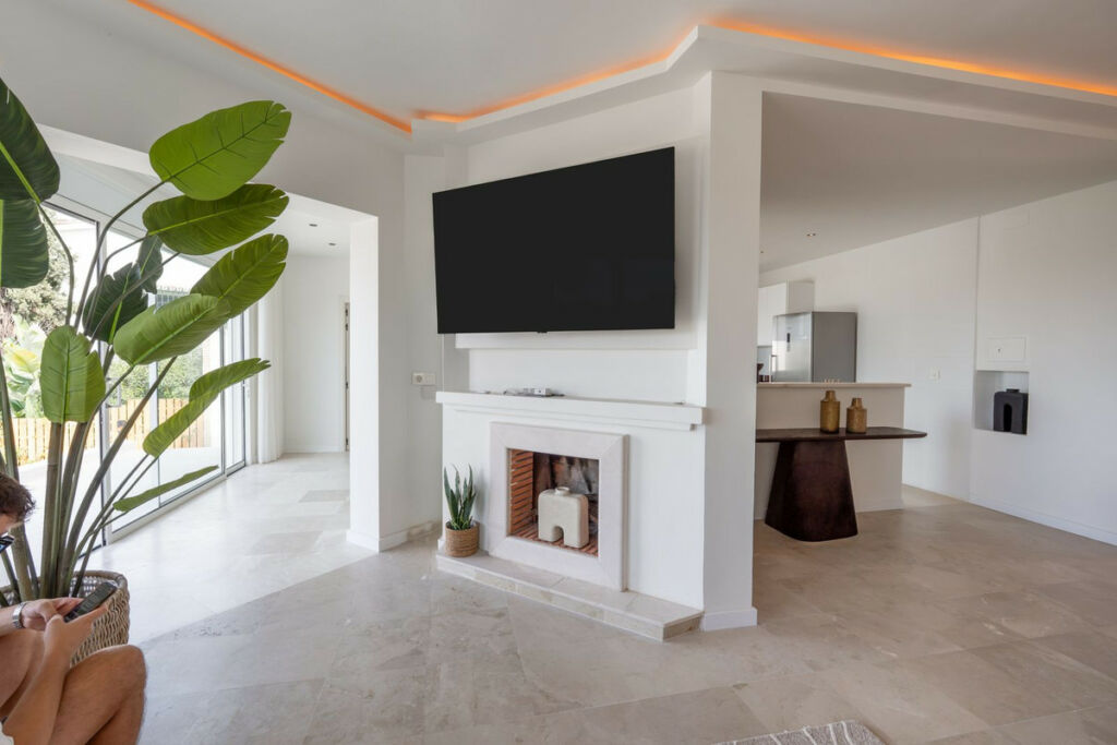 Detached Villa Guadalmina Alta Málaga - image 13