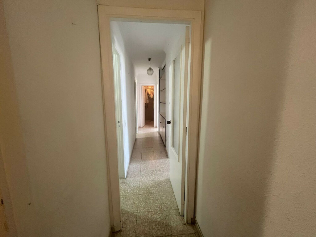 Middle Floor Apartment Estepona Málaga - image 13