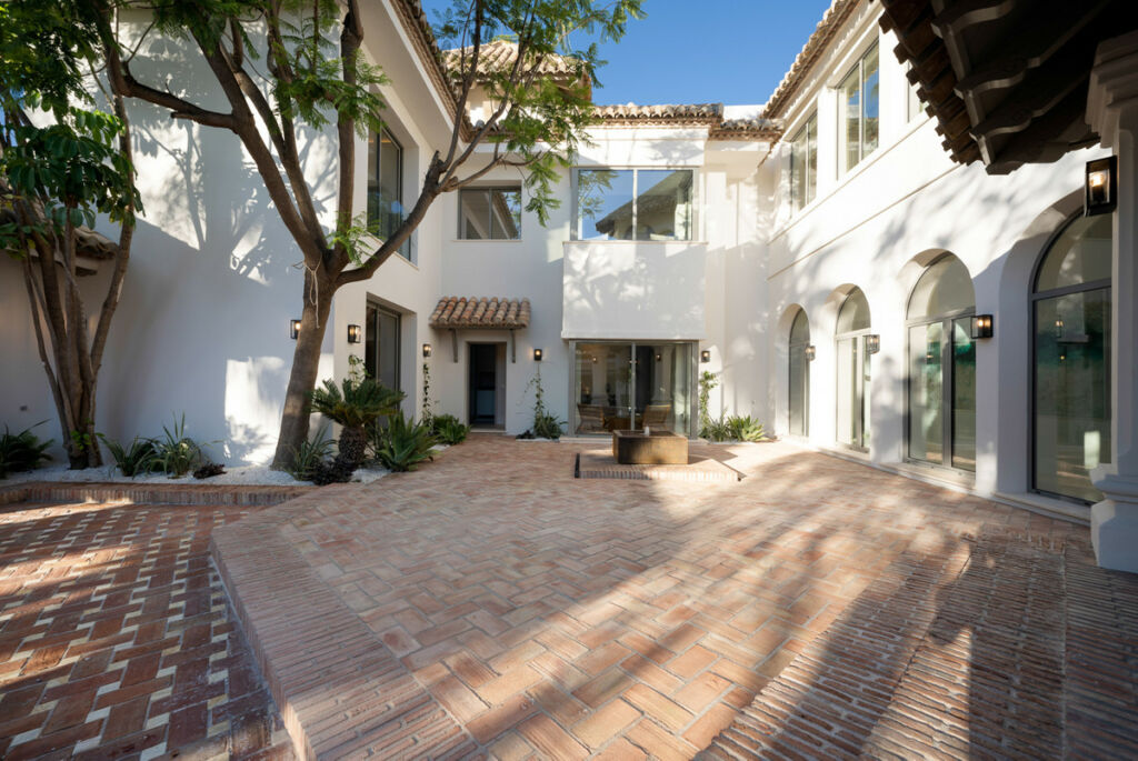 Detached Villa Monte Halcones Málaga - image 13