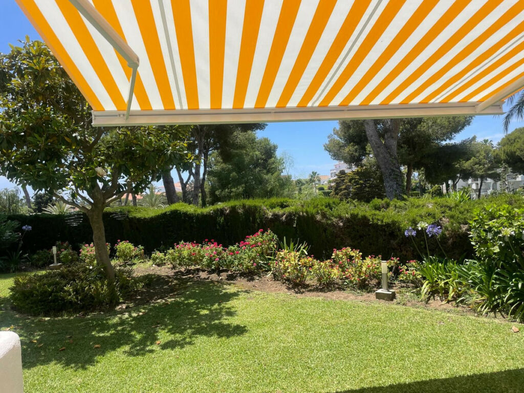 Semi-Detached House Miraflores Málaga - image 13