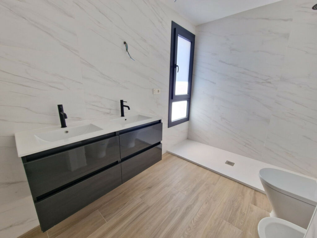 Semi-Detached House Manilva Málaga - image 13