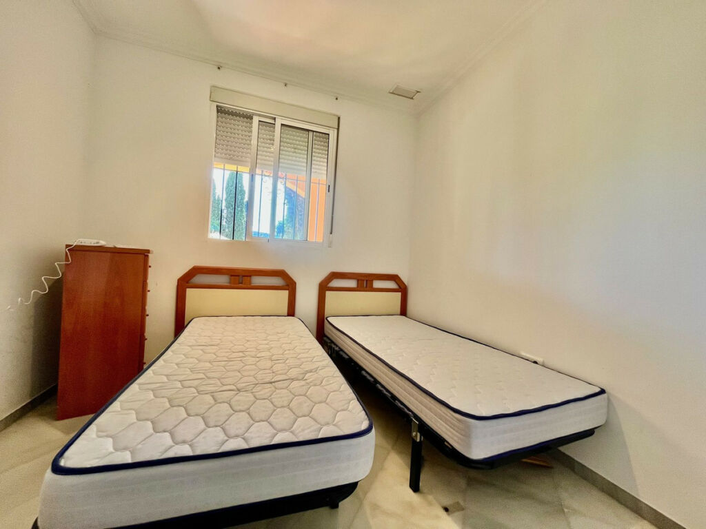 Ground Floor Apartment Puerto Banús Málaga - image 13