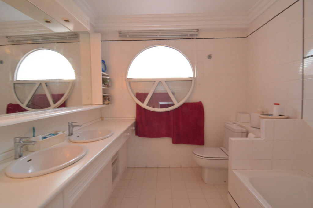 Detached Villa Torrevieja Alicante - image 13