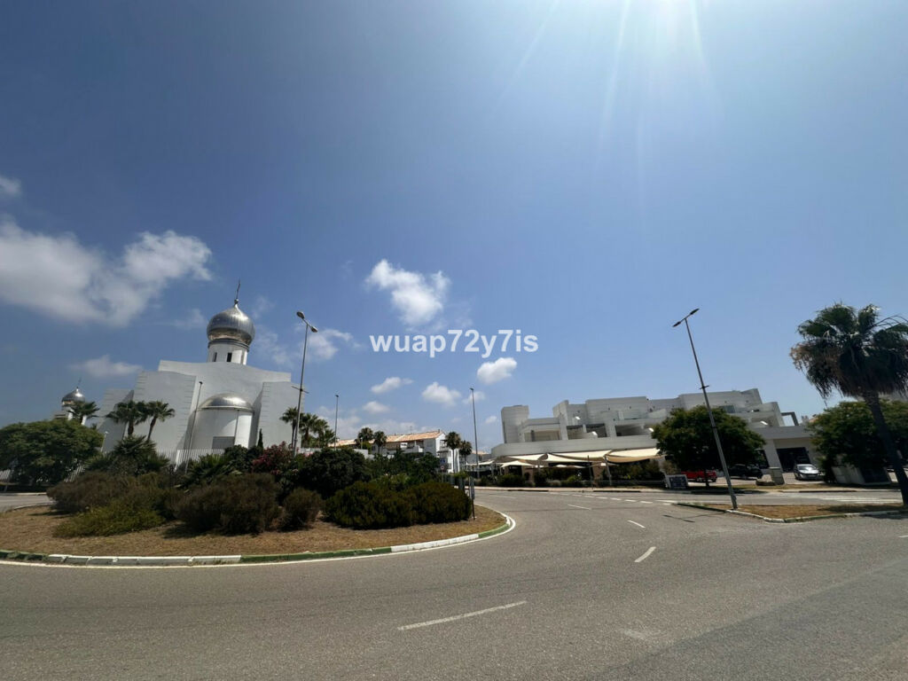 Residential Plot Estepona Málaga - image 13