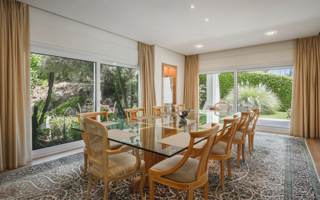 Detached Villa Nueva Andalucía Málaga - image 13