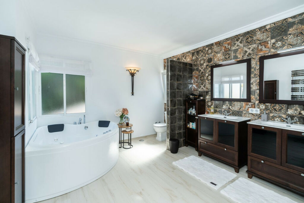 Detached Villa Mijas Costa Málaga - image 13