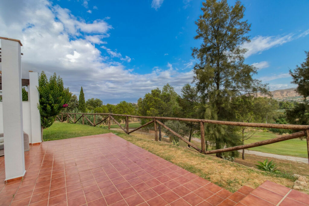 Semi-Detached House Alhaurín de la Torre Málaga - image 13