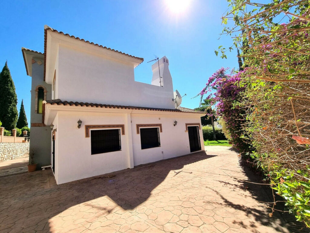 Detached Villa Mijas Golf Málaga - image 13