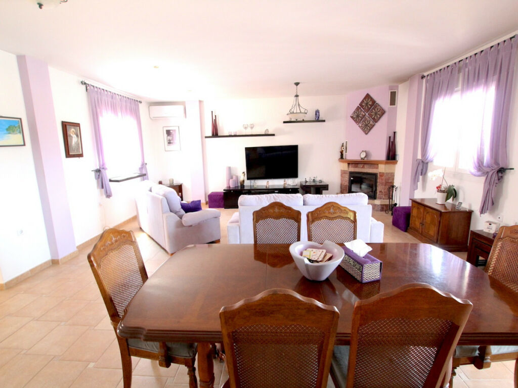 Detached Villa Algorfa Alicante - image 13