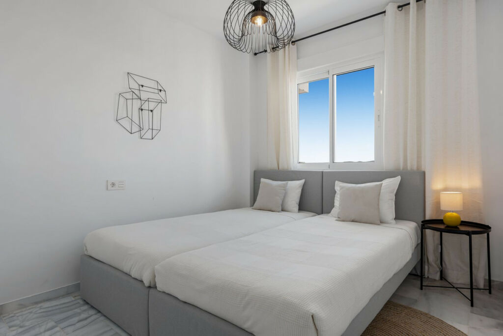 Penthouse Casares Málaga - image 13