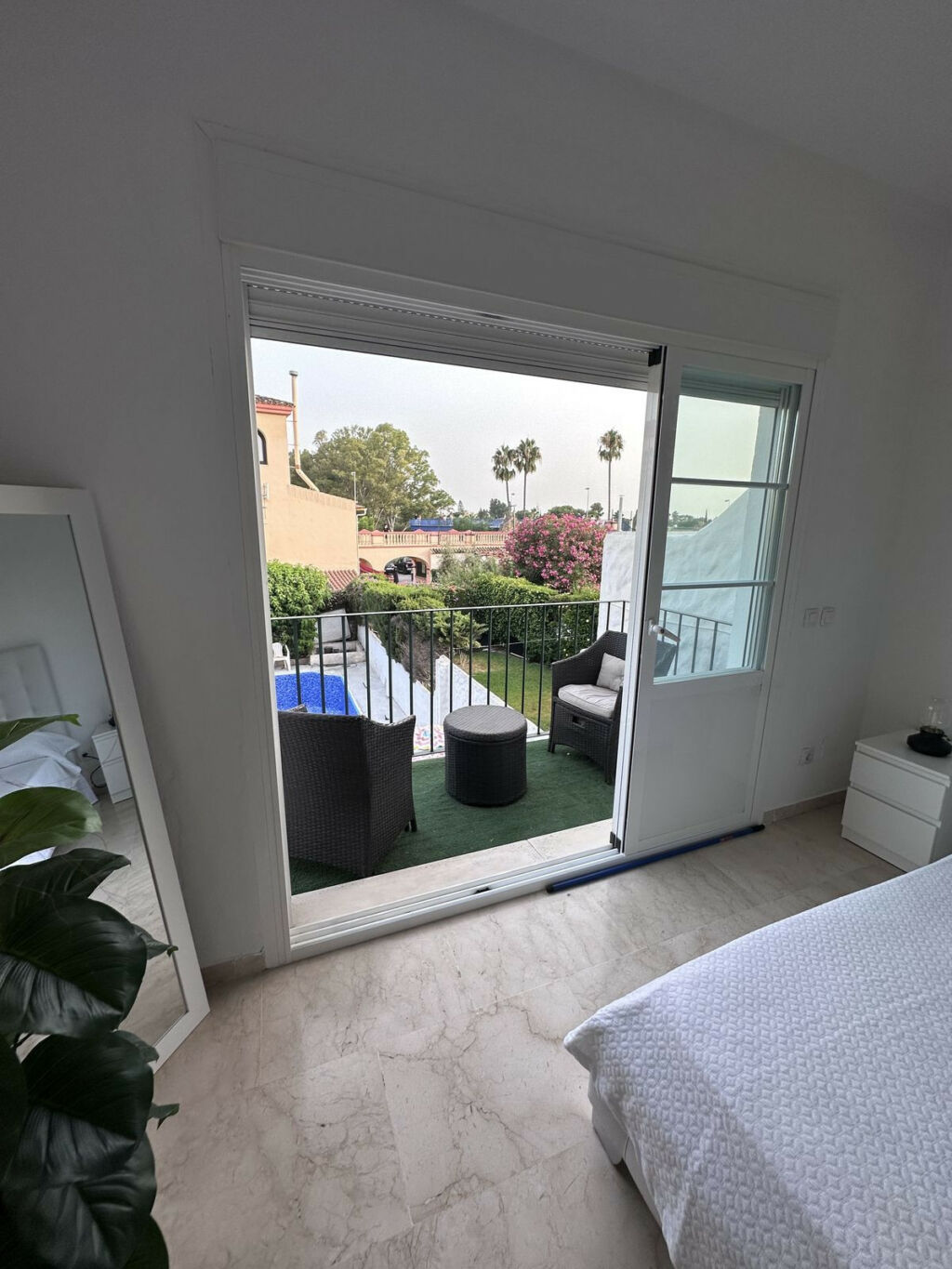 Middle Floor Apartment El Paraiso Málaga - image 12