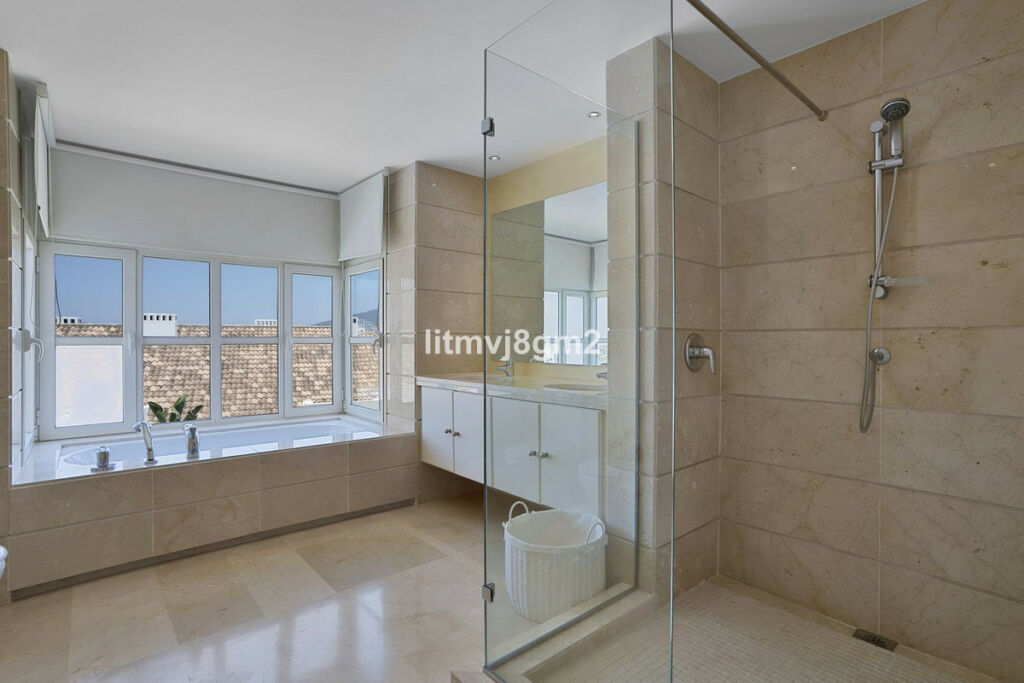 Townhouse La Cala Golf Málaga - image 13
