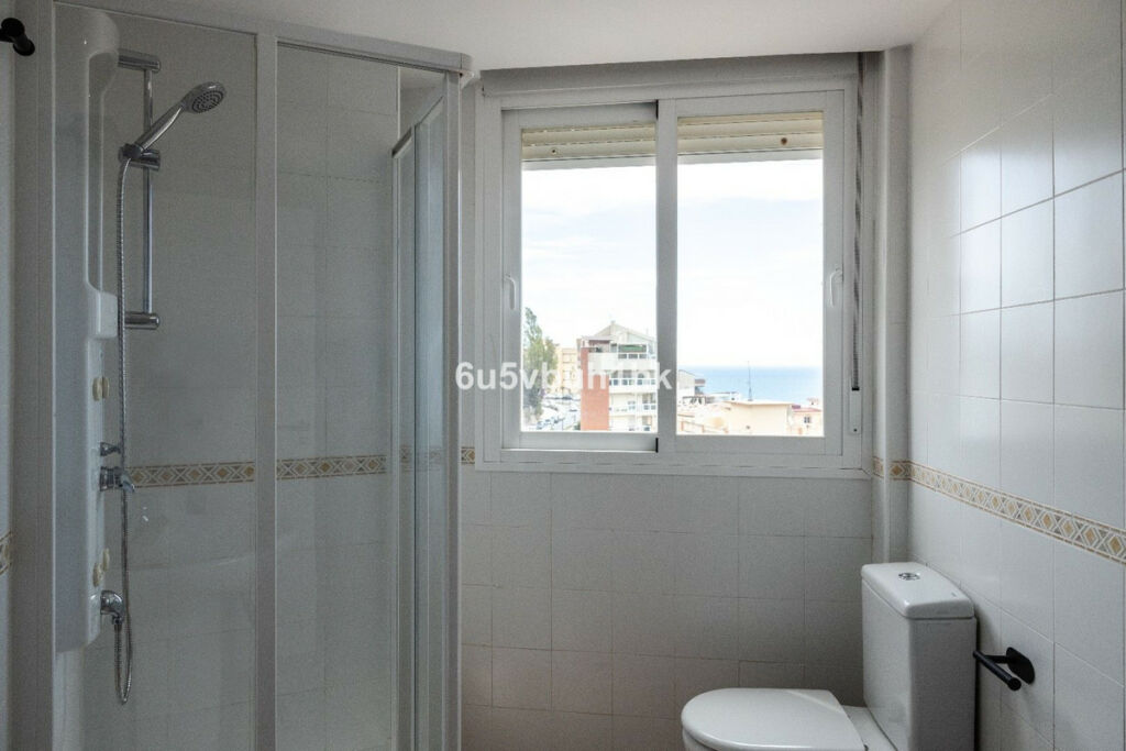 Middle Floor Apartment Torreblanca Málaga - image 13