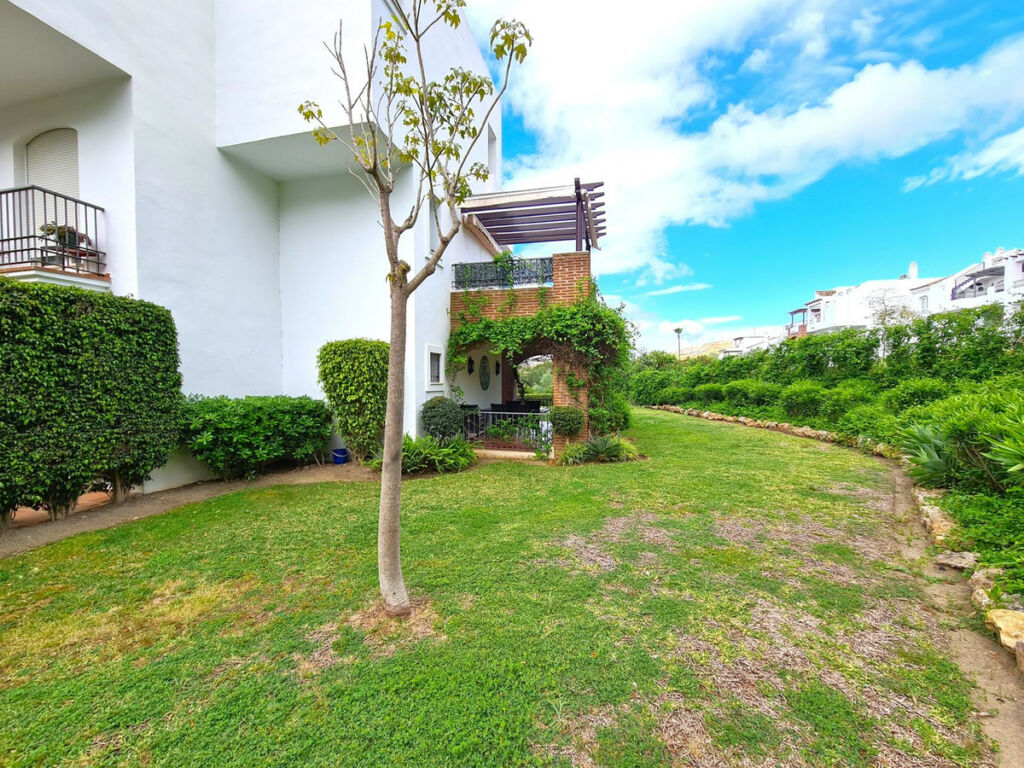 Ground Floor Apartment Benahavís Málaga - image 13