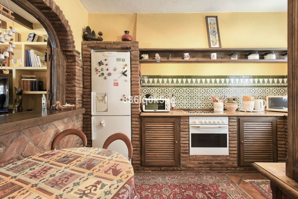 Townhouse Benahavís Málaga - image 13