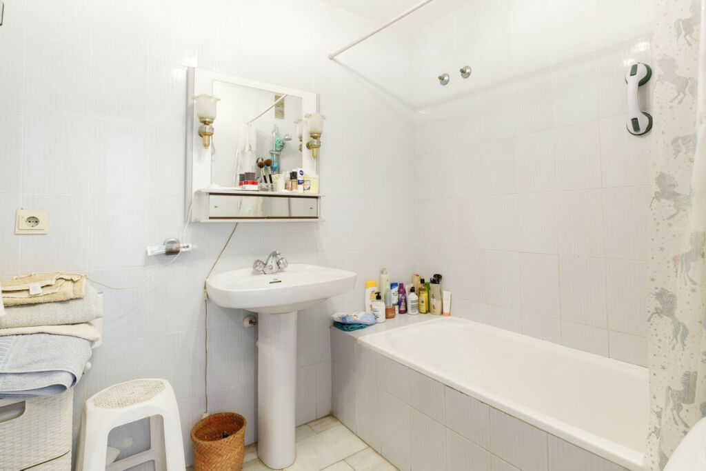 Middle Floor Apartment Nerja Málaga - image 13