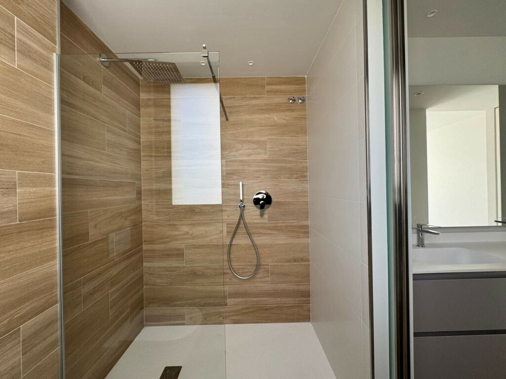 Penthouse Estepona Málaga - image 13