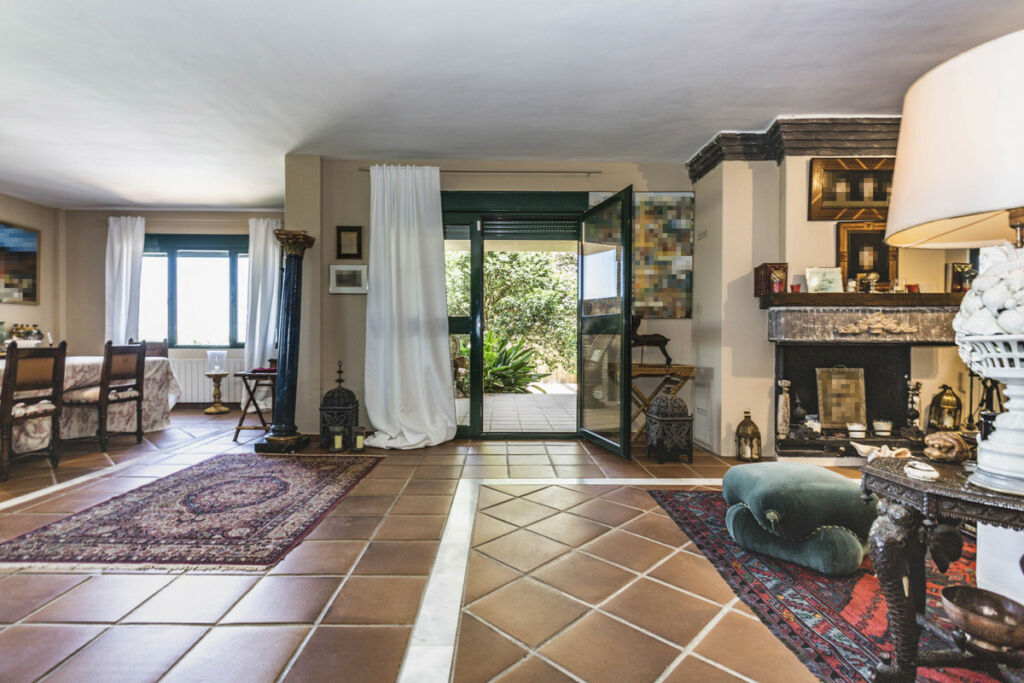 Detached Villa Sotogrande Cádiz - image 13